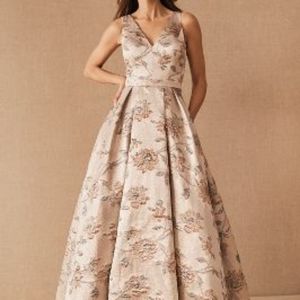 NWT! 🥳HOST PICK!🥳Dreamy Anthropologie BHLDN Ball Gown with Jacquard Det